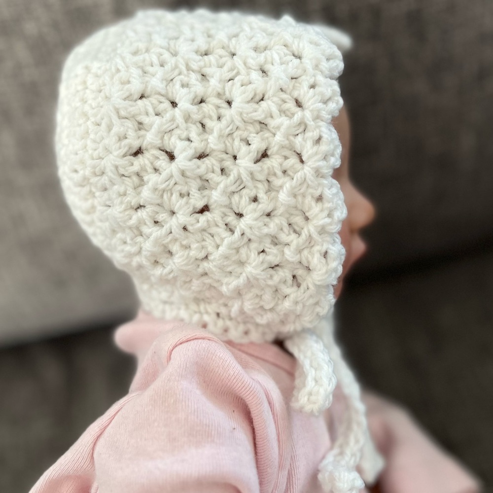 Handmade Crochet Neutral White Baby Girl Lace Bonnet Size Newborn-3mo